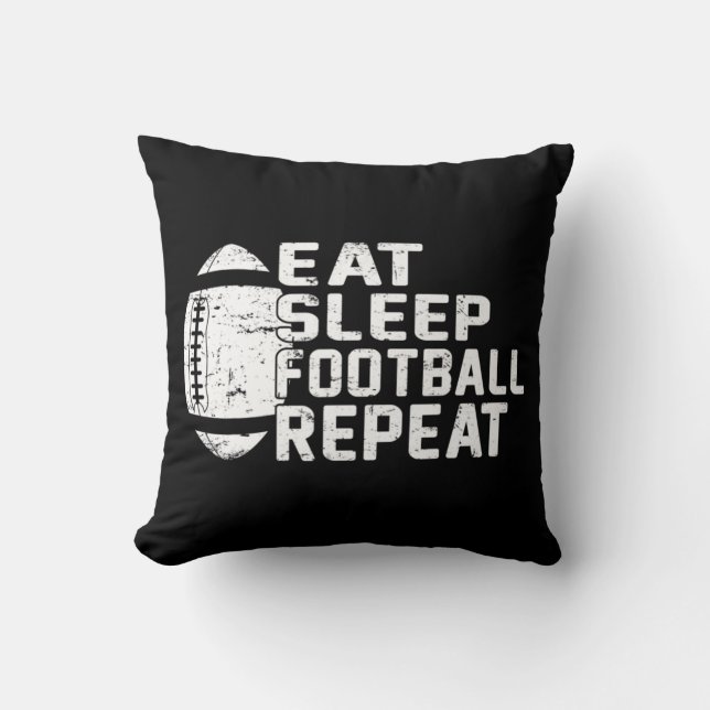 Football Player Eat Sleep Football Herhaal Liefde  Kussen (Voorkant)