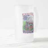 Football Rocks Busted Helmet van Mudge Studios Matglas Bierpul (Voorkant rechts)