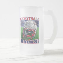 Football Rocks Busted Helmet van Mudge Studios