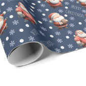 Football Santa on Dark Blue Cadeaupapier (Rol Hoek)