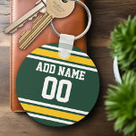 Football sportteam Jersey - Aangepast nummer Sleutelhanger<br><div class="desc">Donkere groene en gouden gele kleuren — Als je een team van Fantasy Football bent,  maak je eigen producten en show af aan je vrienden! Of - Speel je Football op de middelbare school en wil je een memento? Deze trui is perfect voor iedereen die sporten speelt.</div>