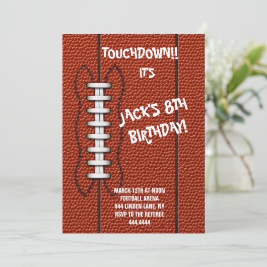 Football Sportverjaardagsfeestje Uitnodiging (Staand voorkant)