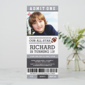 Football Ticket Birthday Invites Kaart (Staand voorkant)