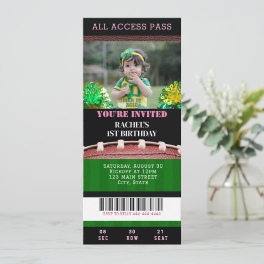 Football Ticket Pink Birthday Uitnodiging (Staand voorkant)