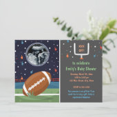 Football-uitnodiging met afbeelding jongen baby sh kaart (Staand voorkant)