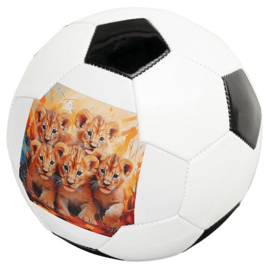 Football - vijf leeuwenwelpen kunstwerk voetbal (Drie kwart)