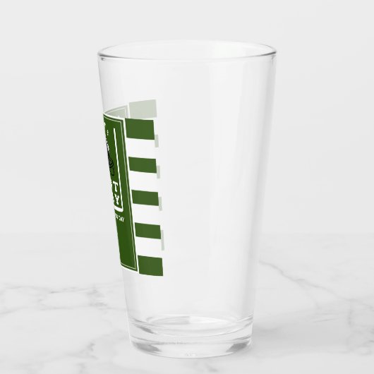 Football vrijgezellenfeest laatste spel voor grote glas (Links)