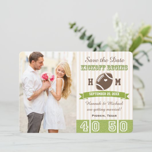 FOOTBALL WEDING BEWAREN DE DATUURKAART SAVE THE DATE (Staand voorkant)