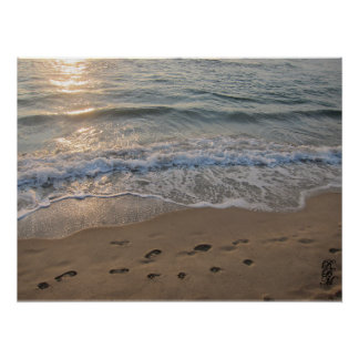 Footprints in the Sand Perfect Poster