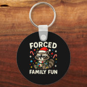 Forced Family Fun – Funny Sarcastic Raccoon Xmas C Sleutelhanger (Voorkant)