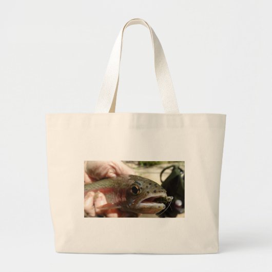 Forel in handen grote tote bag (Voorkant)