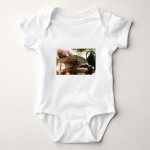 Forel in handen romper