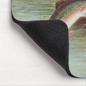 Forel springend uit water door S.A. Kilbourne Vint Muismat (Hoek)