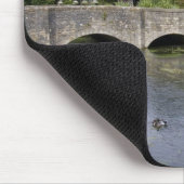 Forelstroom in het dorp Bibury, Muismat (Hoek)