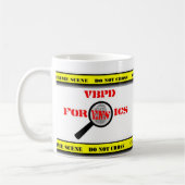 forensisch 2, forensisch 1 koffiemok (Links)