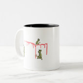 Forensische detectoren op het werk bij een misdrij tweekleurige koffiemok (Voorkant links)