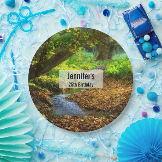 Forest Creek Beauful Natuur Foto Birthday Papieren Bordje (Feest)