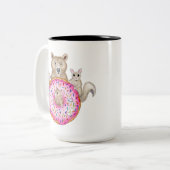 Forest Friends en Donut Whimsical geïllustreerde m Tweekleurige Koffiemok (Voorkant links)
