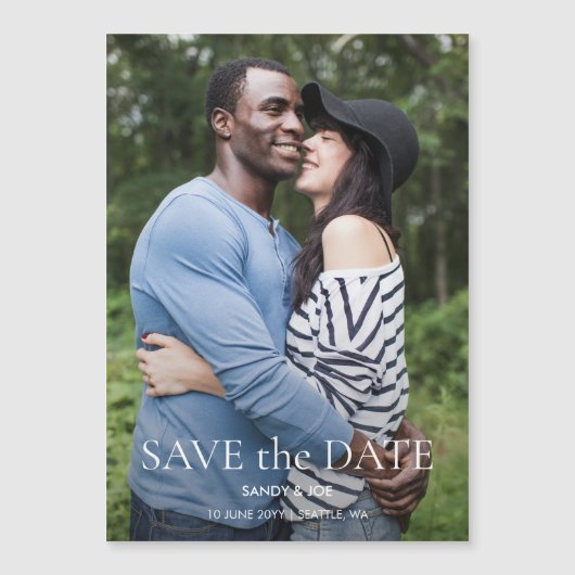 Forest Fun Photo Bruiloft Sla de datum op Magnetische Uitnodiging (Voorkant)