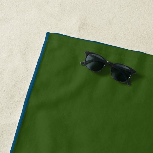 Forest Green and Navy Blue Beach Towel Strandlaken (In situ)