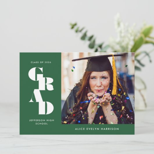 Forest Green Bold Serif Single Photo Afstuderen Aankondiging (Staand voorkant)