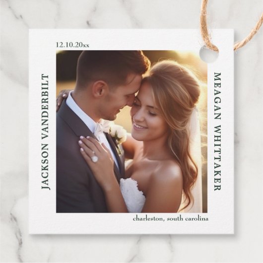 Forest Green Stacked Initialen Monogram bruiloft Bedankjes Labels (Achterkant)