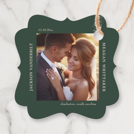 Forest Green Stacked Initialen Monogram bruiloft Bedankjes Labels (Achterkant)