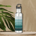 Forest Mist Color Block Persoonlijke naam Waterfles<br><div class="desc">Dit kleurrijke en moderne ontwerp is voorzien van een kleurenblokpatroon in groene tinten met uw gepersonaliseerde naam #waterbottles #drinkware #personalizedgifts</div>