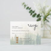 Forest Pine Trees Bruiloft RSVP Retourzending Post Uitnodiging Briefkaart (Staand voorkant)