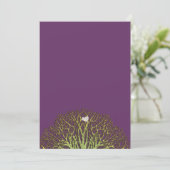 Forest Plum Green Woodpecker Tree Wedding Invites Kaart (Staand voorkant)