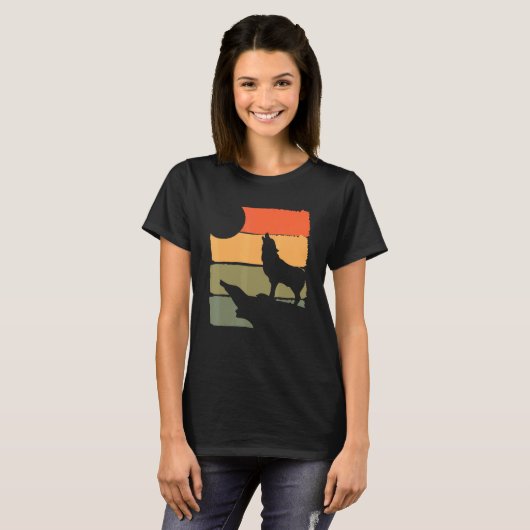Forest Predator Howling Wolf Animal Retro Wolf T-shirt (Voorkant volledig)