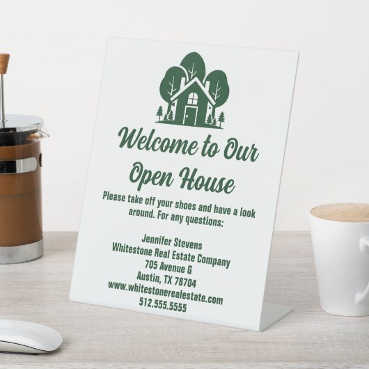 Forest Real Estate Company Custom Open House Reclamebord Met Voetstuk (Insitu)
