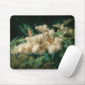 Forest theme with blooming flower and butterflies muismat (Met muis)