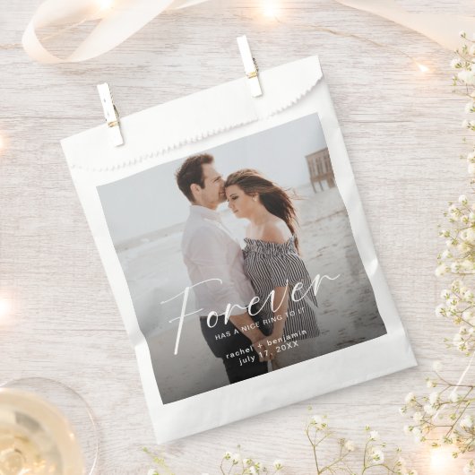 Forever heeft een mooie ring Foto Verloving Modern Bedankzakje (Geknipt)