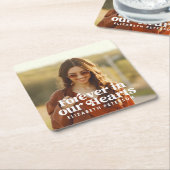 Forever in ons hart Eenvoudige foto Memorial Kartonnen Onderzetters (Schuin)