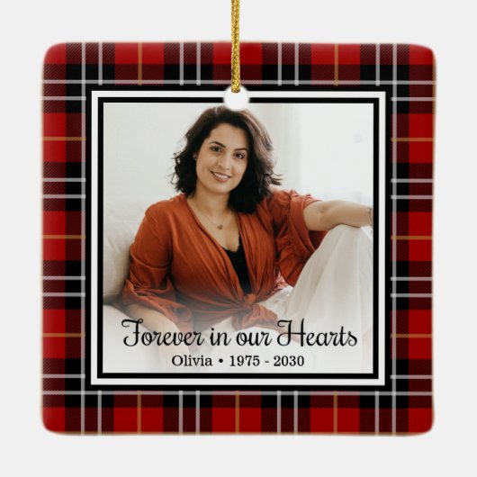 Forever in ons hart Rood geplaveid herdenkingskera Keramisch Ornament (Achterkant)