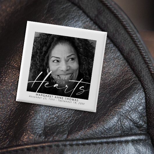 Forever In Our Hearts Memorial Fotobegrafenis Vierkante Button 5,1 Cm