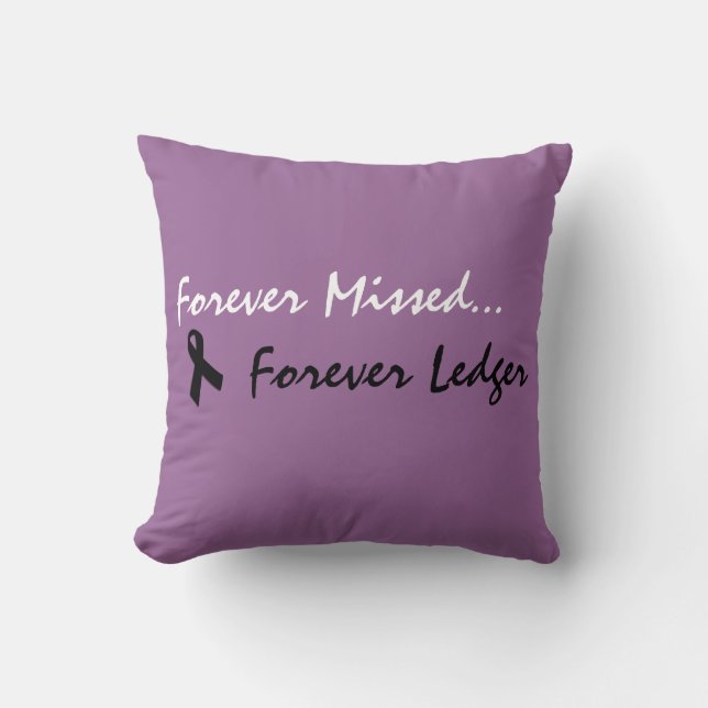 Forever Ledger Pillow Kussen (Voorkant)