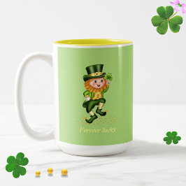 Forever Lucky Green Gnome & Monogram op Lime Green Tweekleurige Koffiemok