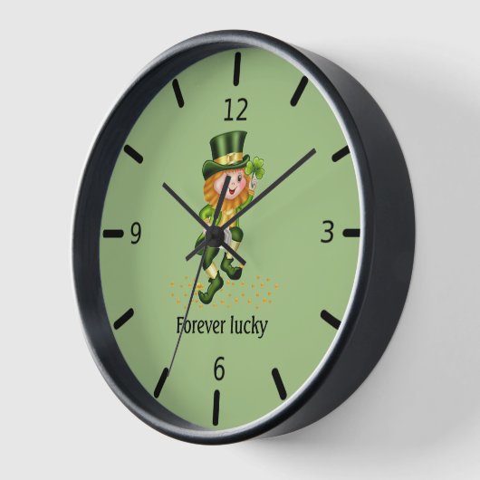 Forever Lucky Green Gnome op Light Green (Hoek)