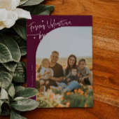Forever Us Script Cranberry Valentine Photo Feestdagenkaart