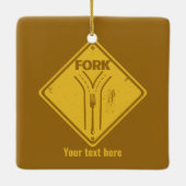 Fork in de weg grappig verkeersbord keramisch ornament (Achterkant)