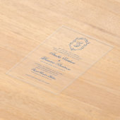 Formele Blauwe Bloemen Monogram Crest & Script Wed Acryl Uitnodigingen (Laagn)