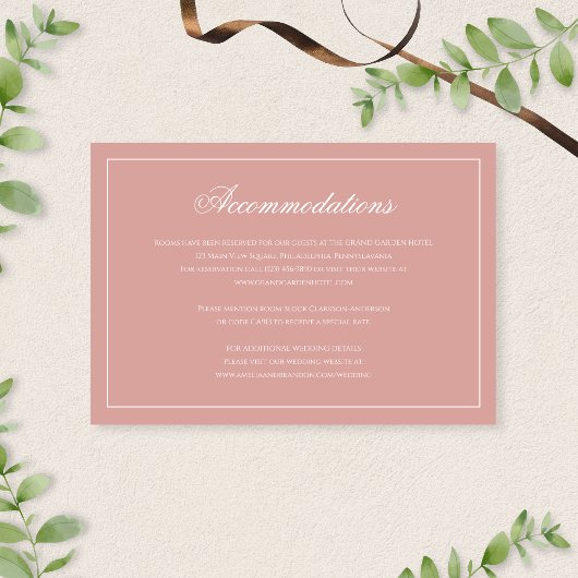 Formele Dusty Rose Script Trouwaccommodaties Informatiekaartje