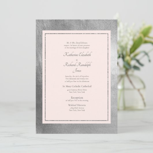 Formele en legante bruiloft roze en zilver uitnodi kaart (Staand voorkant)