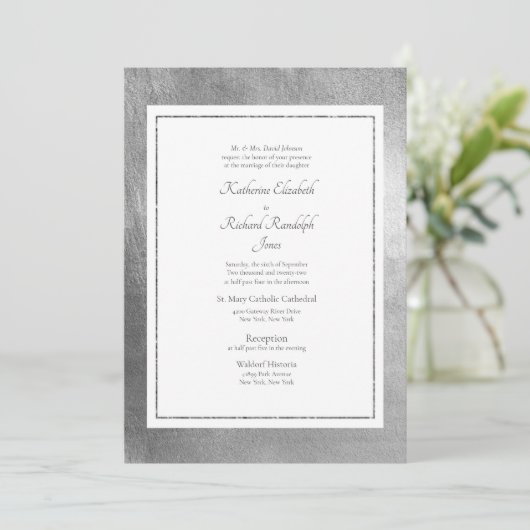 Formele en legante bruiloft White & Silver Invitat Kaart (Staand voorkant)