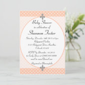 Formele Peach Polka Dots Baby shower Invitation Kaart (Staand voorkant)
