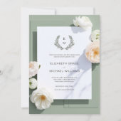 Formele Sage Green Leafy Crest Monogram Wedding IV Kaart (Voorkant)