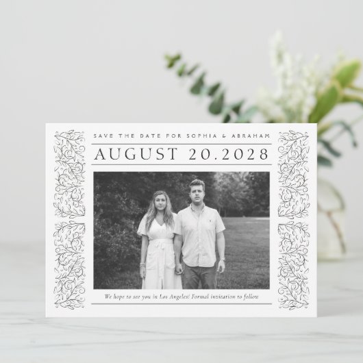 Formele schuifbladeren zwart-wit foto save the date (Staand voorkant)