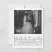 Formele scrollen bladeren zwart wit bruiloft foto bedankkaart (Voorkant)